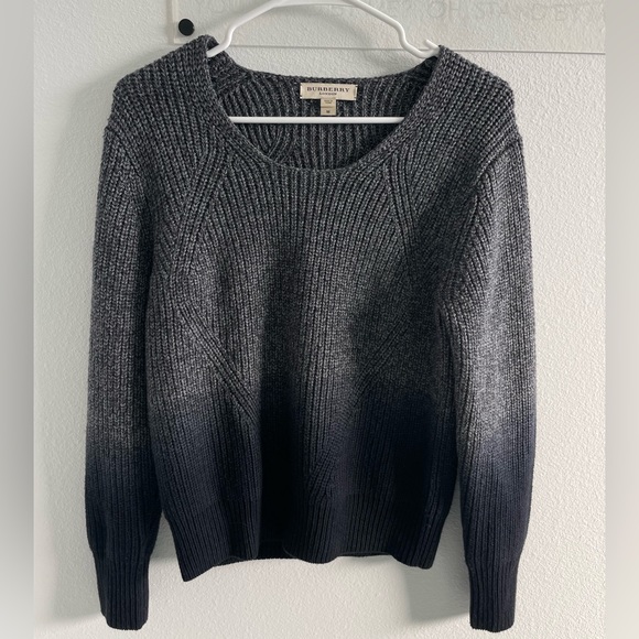 Burberry Wool/Silk Blend Women’s Sweater, Size M - Picture 1 of 5